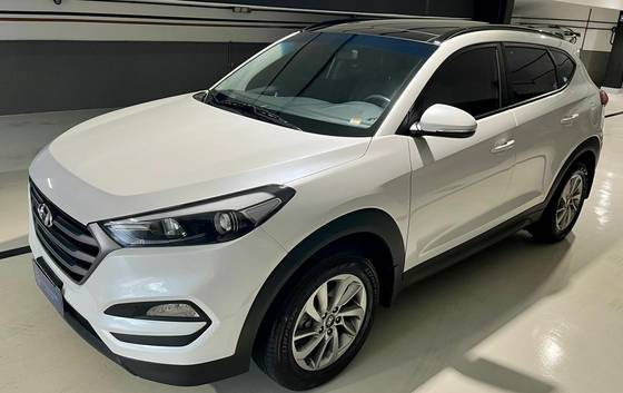 HYUNDAI TUCSON 1.6 16V T-GDI GASOLINA GLS ECOSHIFT HYUNDAI TUCSON 1.6 16V T-GDI GASOLINA GLS ECOSHIFT